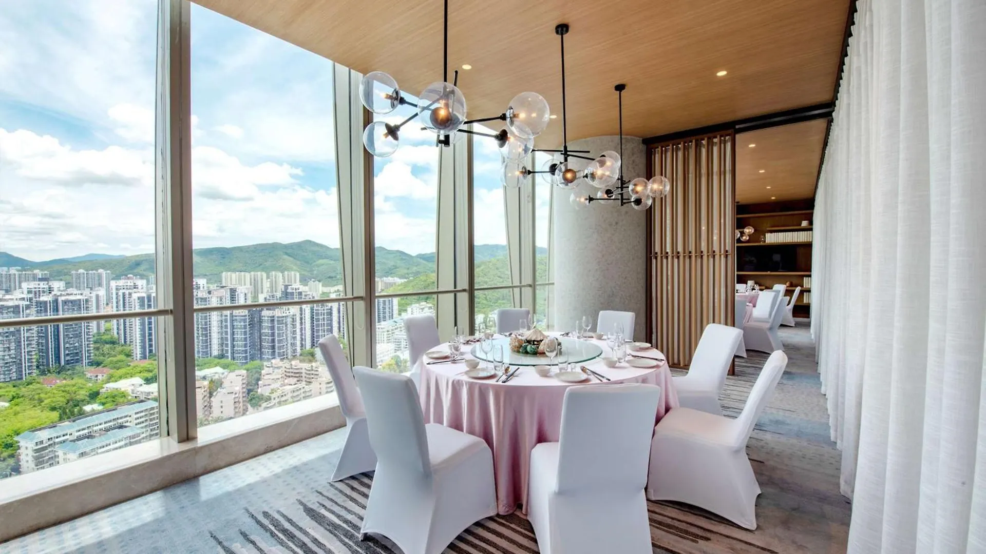 Hyatt Place Sanya City Center