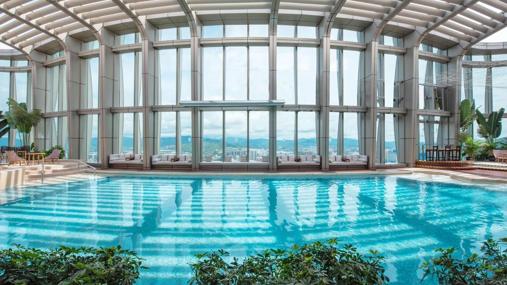Hyatt Place Sanya City Center 5*,